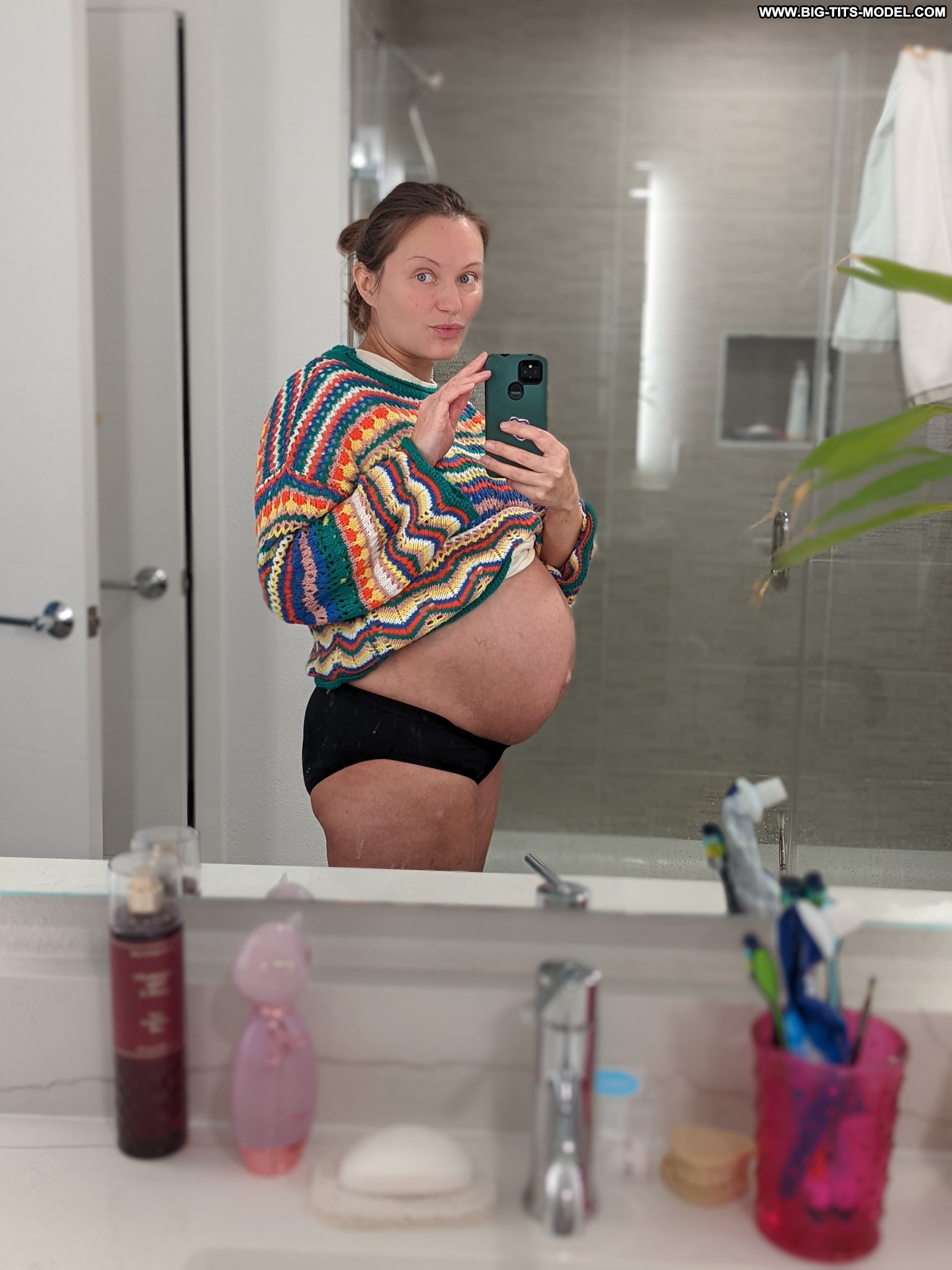 Jodi Sexy Milf Xxx Pregnant Wife Straight Slender Private photo