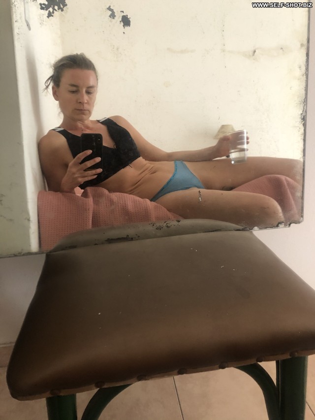 Abril Straight Private Vagina Nude Selfie Leggings Leaks Booty