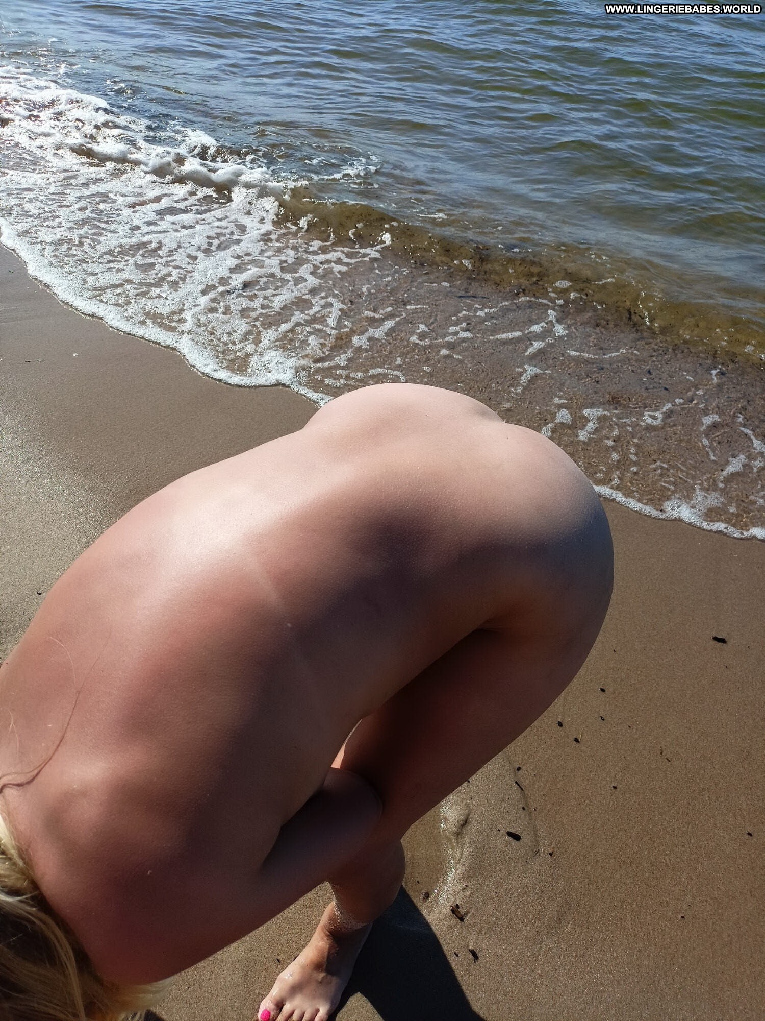 Jonna Naked Panties Underwear Leaked Czech Wife Beach Vacation