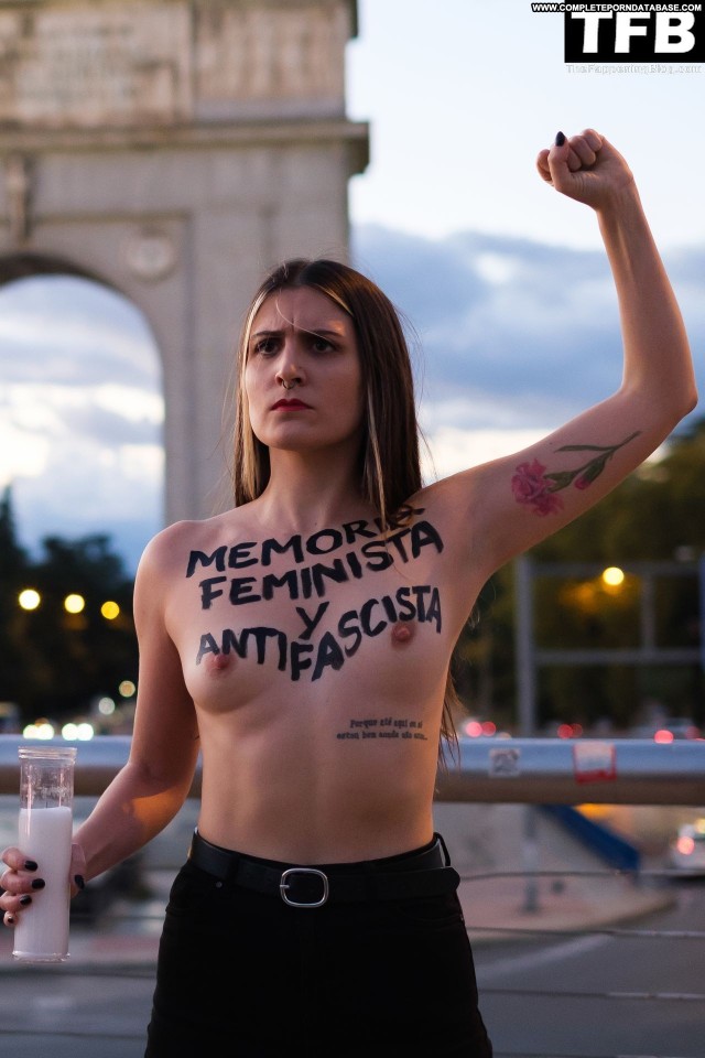Femen Activists Full Body Amateur Body Paint Leaks Dictator The Body Hot