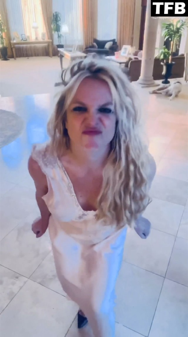 Britney Spears Latest Leaks Nightgown Big Tits Videos Latest Videos