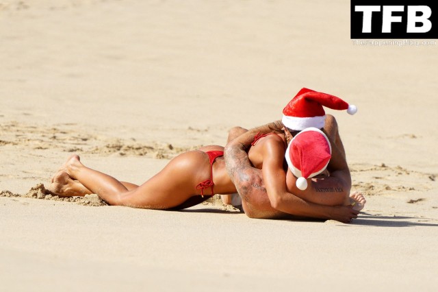 Izabel Goulart Archive Leaks Beach German Red Bikini Model Xxx In Bikini