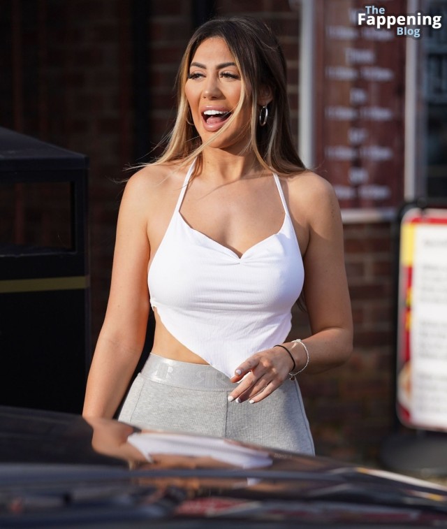 Chloe Ferry Work Top Full Hot Instagram Shows Actress Star Porn Toned