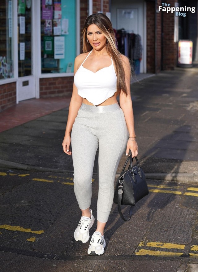 Chloe Ferry Figure Reality Star Photos Actress Videos Archive Tiny