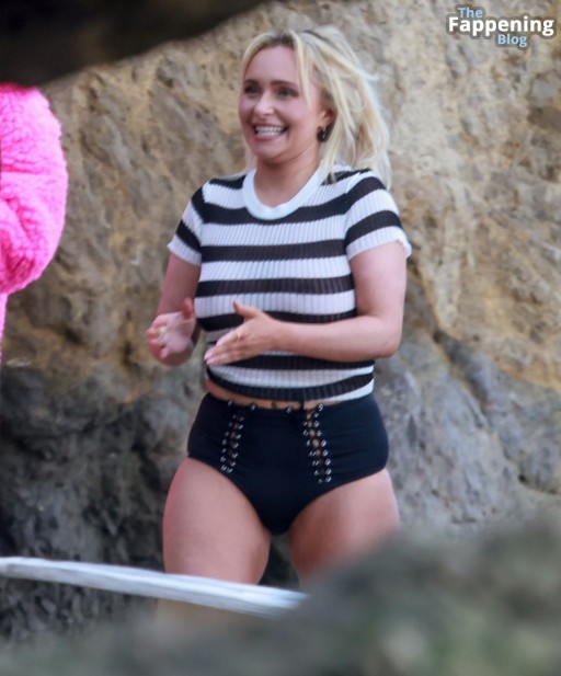 Hayden Panettiere Inside Making Slim Fit Beachside Celebrity Photoshoot Full Videos Sexy Better Sexy Full Fappening Big Ass Sultry Star Photos On Set On Beach