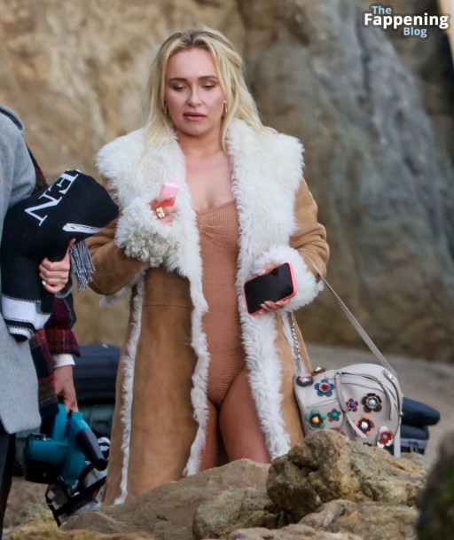 Hayden Panettiere Inside Making Slim Fit Beachside Celebrity Photoshoot Full Videos Sexy Better Sexy Full Fappening Big Ass Sultry Star Photos On Set On Beach