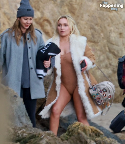 Hayden Panettiere Inside Making Slim Fit Beachside Celebrity Photoshoot Full Videos Sexy Better Sexy Full Fappening Big Ass Sultry Star Photos On Set On Beach