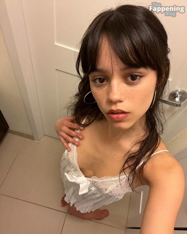 Jenna Ortega Porn Celebrity New Videos Instagram Negligee Posing Xxx Hot