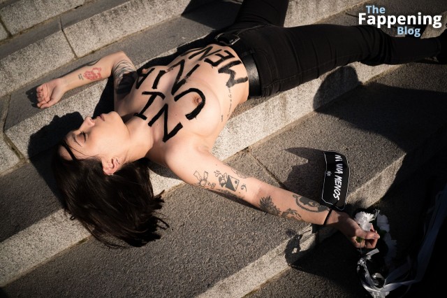Femen Activists Nude Tits Full Protest Full Videos Beginning Sex