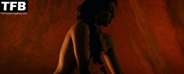 Shahana Goswami Black Ho Tamil Nude Hot Instagram Acting Indian Bollywood