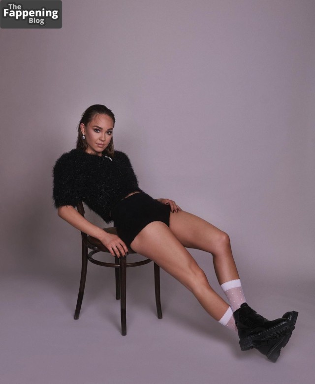 Naomi J Ogawa Shoots Instagram Portrait Leaks Xxx Sexy Social Sex Photos