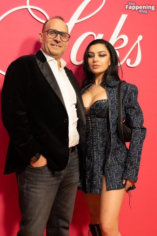 Charli Xcx Fashion Archive Female Big Tits Instagrammer Leaks Actress Straight Instagram Celebrity Nice Cleavage Medium Ass Influencer Cleavage Brown Eyes Event