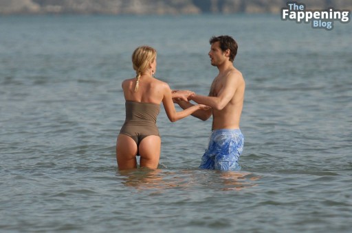 Alessia Marcuzzi Celebrity Porn Collection Instagram Television Hot Sexy Nude Tv Host Nude Sexy Show Influencer Sexy Videos Photos Videos November Tv Show Show