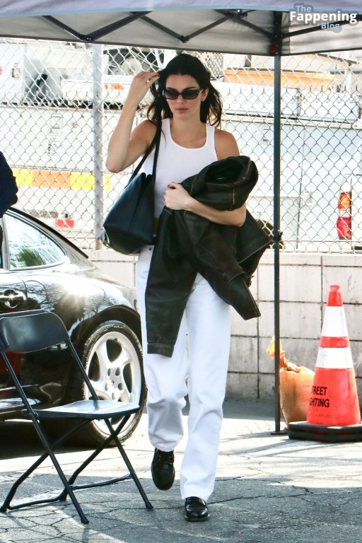 Kendall Jenner Influencer Ebony Small Tits Lunch Meet West Hollywood Hot White The Best Best Of Photos Porn Videos Instagram Best Videos Model Straight Best