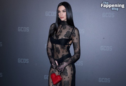 Dua Lipa Sex Fashion Show Archive Night Beautiful Pro Curves Star Videos Dress Arch Milan Straight Cloud Celebrity Wee Black Lingerie Instagram Sexy Tits Ting