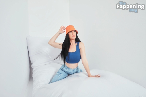 Katy Perry Loud Big Breasts Arch Photos Photo Attract Leak Porn Caucasian Tweeter Show Collection Videos New Leaks Celebrity Black Hair Instagram American Full