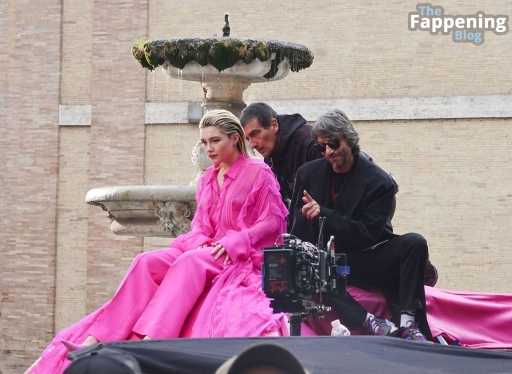 Florence Pugh Beauty Nude Tits Hood Small Tits Photos Straight See Through British Archive Celebrity Act Little Big Ass Direct Terrace Leaks Cos Nude Italy