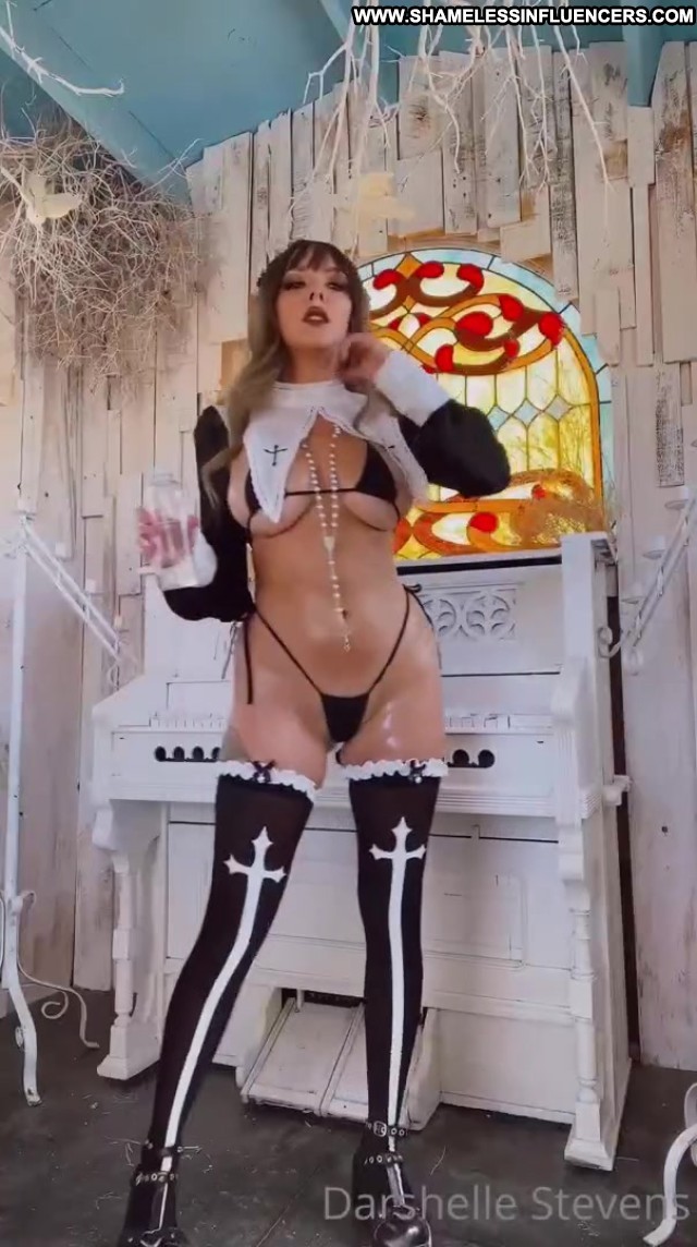 Darshelle Stevens Images Cosplayer Leaked Sextape Instagram Model