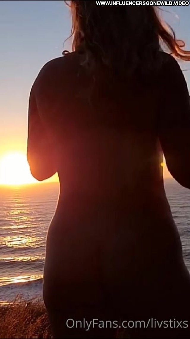Livstixs Influencer View Video Nude Straight Streamer Nude Outdoor
