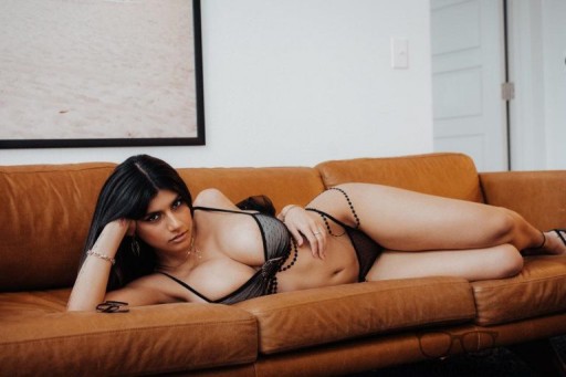 Mia Khalifa Black Black Heels Leaked Straight Porn First Porn Erotic First Time Pornhub Sexual Short First Video Short Black Most Erotic Stiletto Heels Erotic