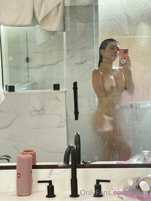 Alinity Shower Sexy Naked Xxx Nude Shower Latina Big Ass