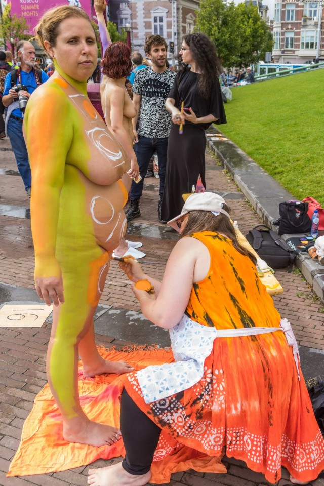 Orra Public Nude Straight Nude Public Bodypainting Publicnude
