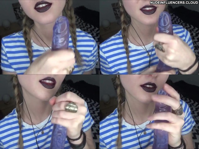 8471-peas-and-pies-sex-black-lipstick-leaks-influencer-asmr-handjob-video