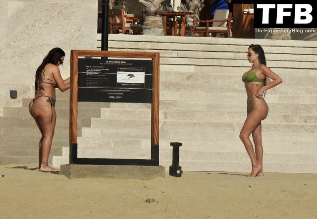 37468-anastasia-best-of-mexico-beach-showed-photos-in-bikini-bikini-model
